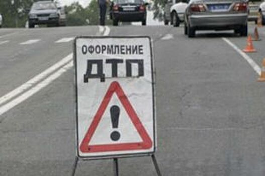 Автомобиль сбил ребенка на пешеходном переходе в Семенове и скрылся