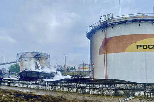 Мэр Сочи Прошунин сообщил, что пожар на нефтебазе полностью ликвидирован