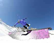 Участник Олимпиады 2018 Антон Мамаев открывает школу сноубординга