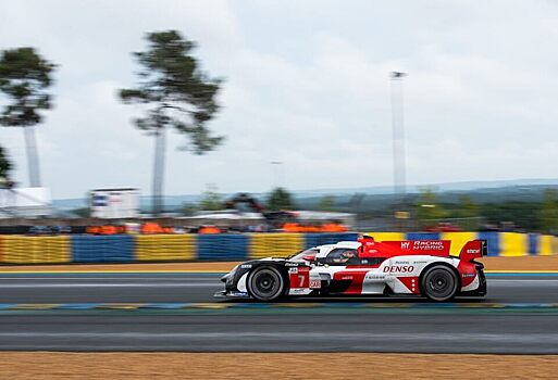 3,5 часа до финиша в Ле-Мане: Toyota решила проблемы с заправкой машин