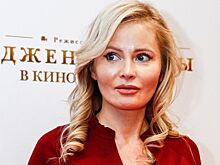 Мать Даны Борисовой объяснила порезы внучки жестоким обращением отца