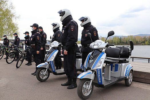 В Красноярске туристическая полиция начала летний сезон