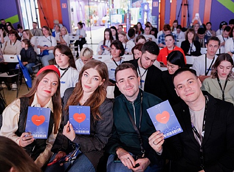 Куряне получили награды в рамках форума движения «Волонтёры-медики»