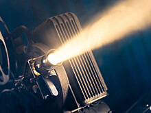 «Три плюс два»: что не поделили Кустинская и Фатеева и в кого влюбился Миронов?