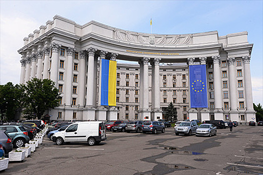МИД Украины предложили отправить в отставку