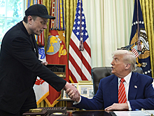 Маск коротко отреагировал на предложение Медведева помочь помириться с Трампом