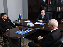 Юрий Бурлачко провел прием граждан в региональной общественной приемной «Единой России»