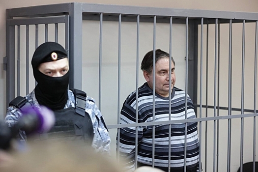 Политолог об арестах свердловских чиновников: «Это не значит, что Куйвашев в зоне риска»