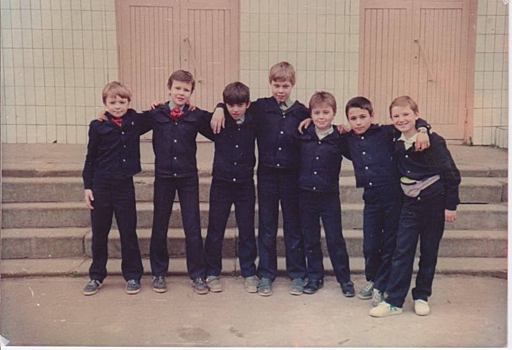 Истории из жизни школьника 90-х: гуманитарная помощь и веселый беспредел