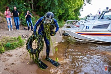 На северо-западе водолазы очистили дно Москвы-реки от мусора