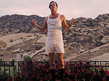 Марго Робби и Брэд Питт появились в трейлера фильма "Вавилон"