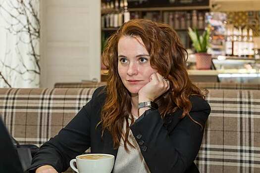 «Русский солдат – это уникальный юнит»: поэт и военкор Анна Долгарева приехала из Донбасса в Новосибирск