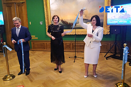 Выставка картин «Под небом Венеции» открылась во Владивостоке