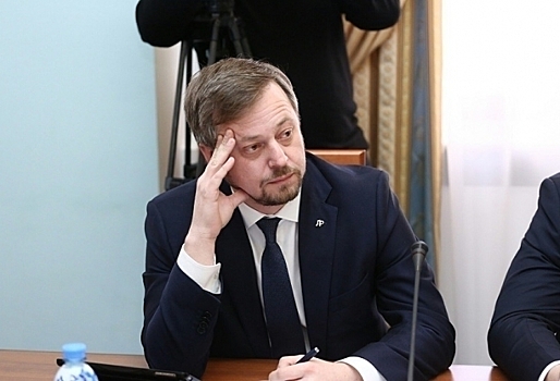 На бывшего омского вице-мэра Денежкина не смогли «повесить» еще 8 млн рублей долгов
