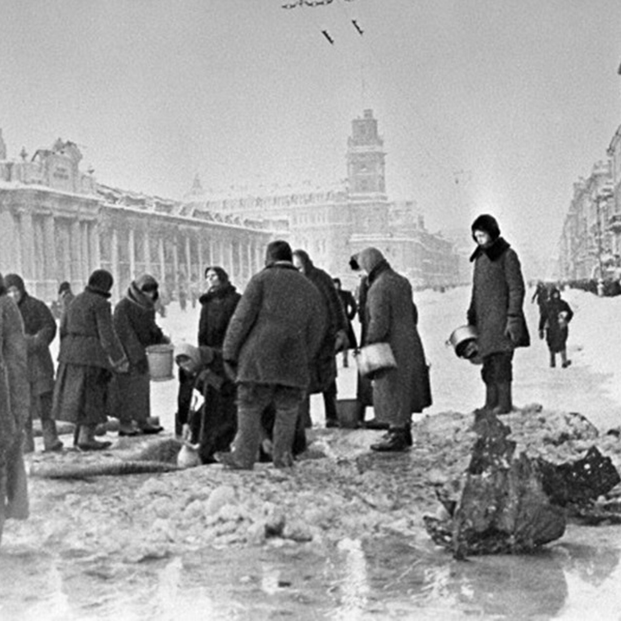 78-я годовщина блокады Ленинграда: вынужденное молчание, ложь, сокрытие  фактов - чего мы не знаем из-за переписанной истории блокады -  Рамблер/женский