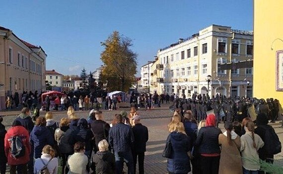 На протестах в Белоруссии задержали около 300 человек