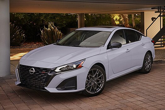 Обновление Nissan Altima оказалось очень скромным