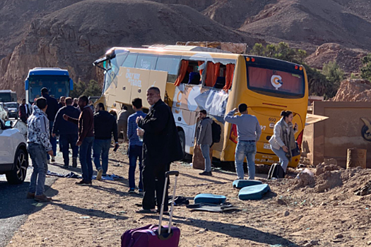 В Египте автобус с туристами столкнулся с грузовиком, пишут СМИ