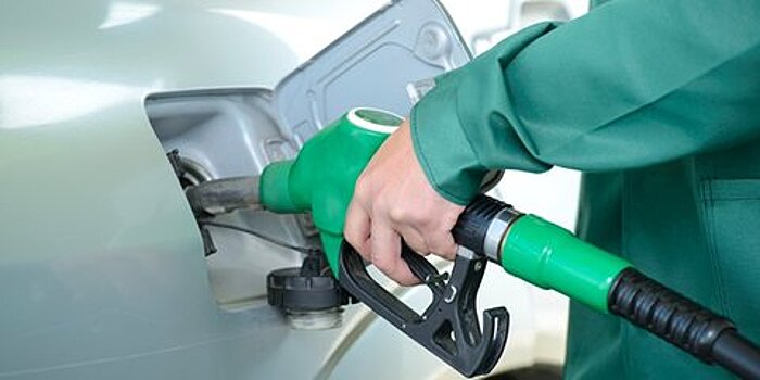 В Госдуме прокомментировали заморозку цен на бензин до конца года