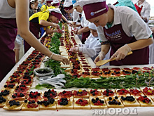 Дошкольники из Чебоксар приготовили самый длинный бутерброд в России