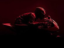 Triumph представил тизер прототипа Speed Triple 1200 RR Design