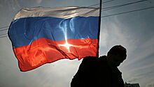 В Донецке подняли российский флаг