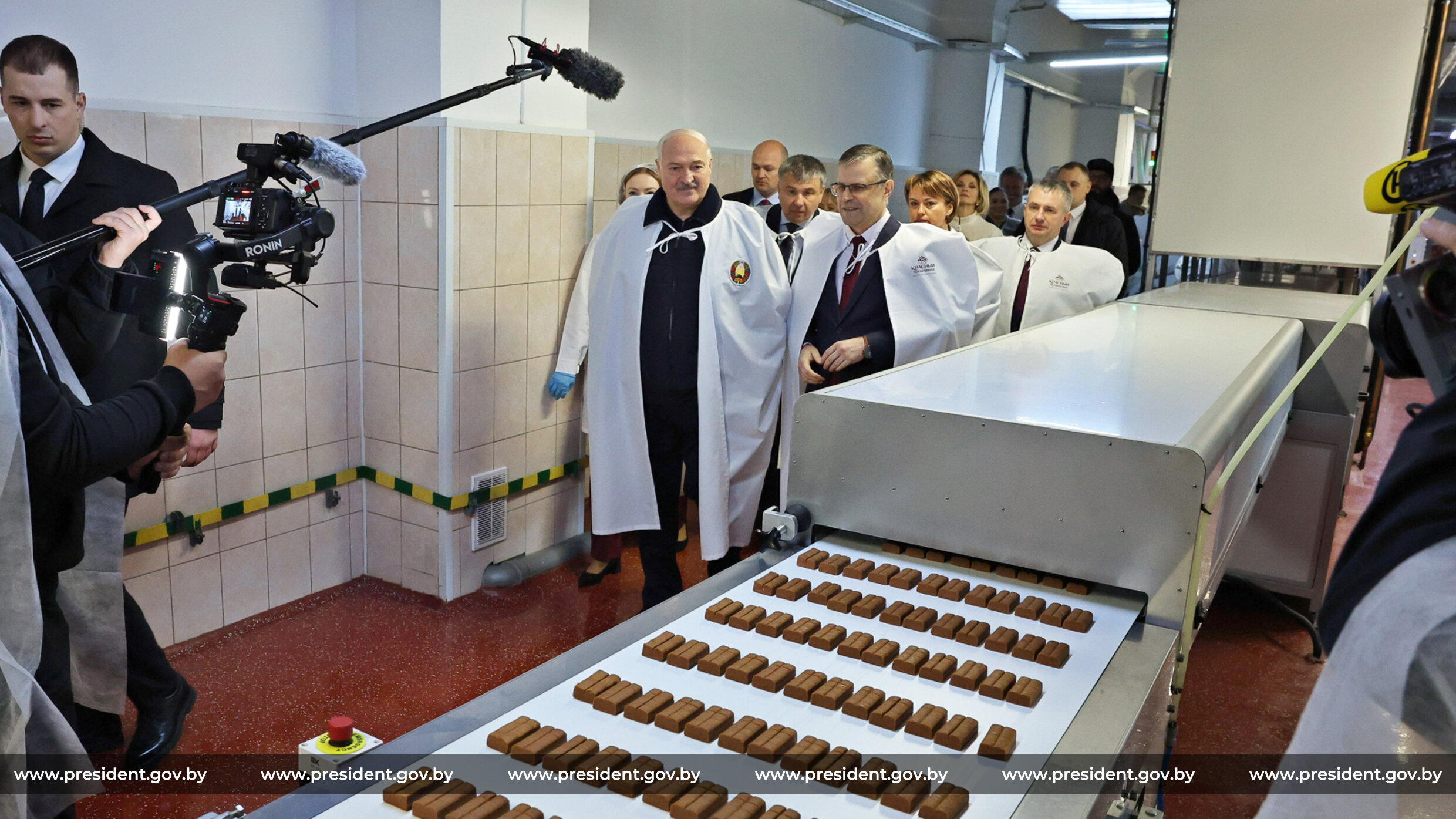 Лукашенко призвал удешевлять стоимость строительства молочно-товарных комплексов