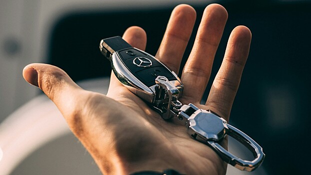 Заброшенная коллекция Mercedes найдена в Южной Африке