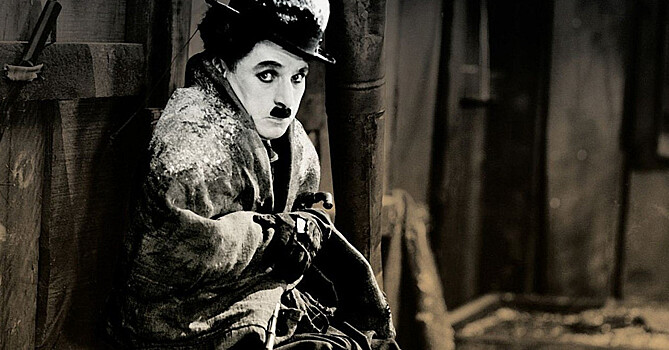 Фрагменты из фильмов с участием Чарли Чаплина показали на Пятницком шоссе