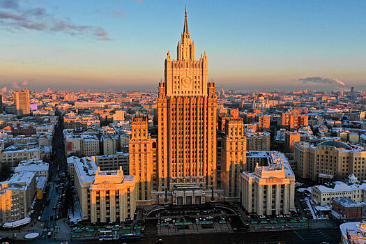 Москва готова обсуждать с США ограничения на ядерные заряды