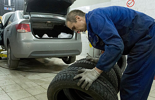 Московские водители отмечают сильный рост и разброс цен на сезонный шиномонтаж