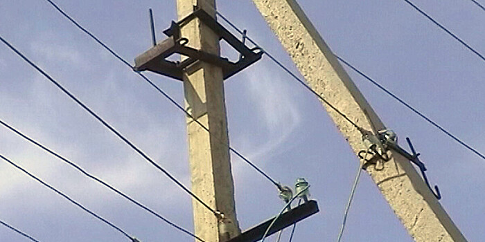 Нарушенное сильным ветром электроснабжение восстановили во Владимирской области
