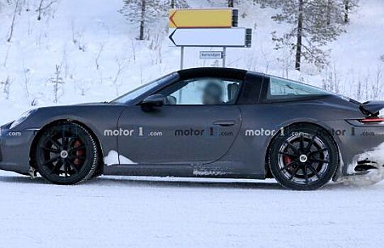 Porsche 911 Targa проходит испытания в Арктике