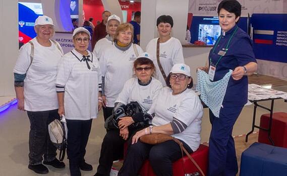 Курские врачи проводили мастер-классы на выставке «Россия»