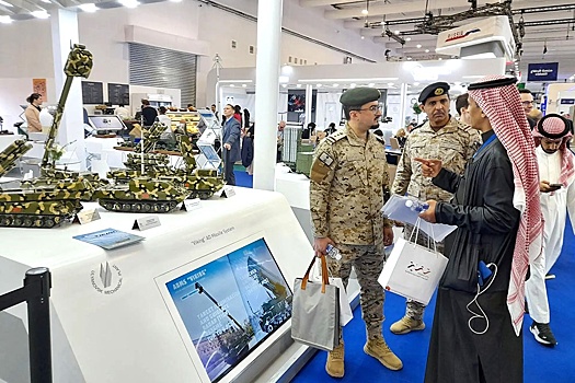 В Эр-Рияде открылся оружейный салон World Defense Show