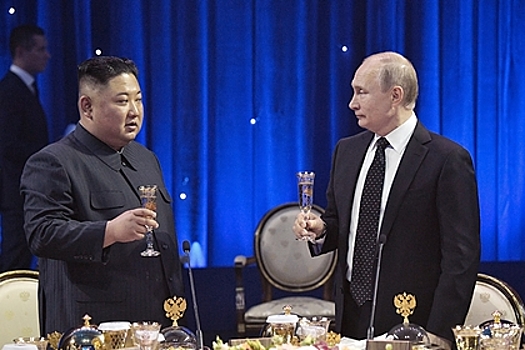 Ким Чен Ын поздравил Путина с Днем России