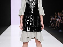 Мужчины в юбках на показе VADIM MERLIS в рамках MBFW