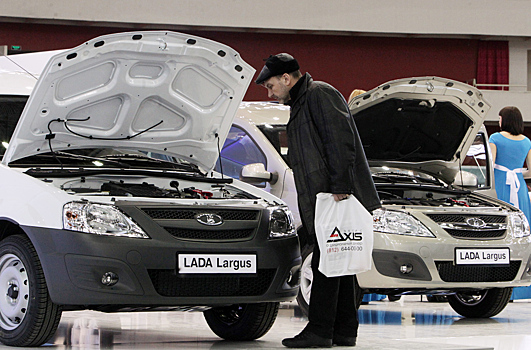 Дилеры столкнулись с дефицитом Lada Largus