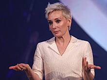 Уехавшие из России знаменитости начали зарабатывать на онлайн-занятиях