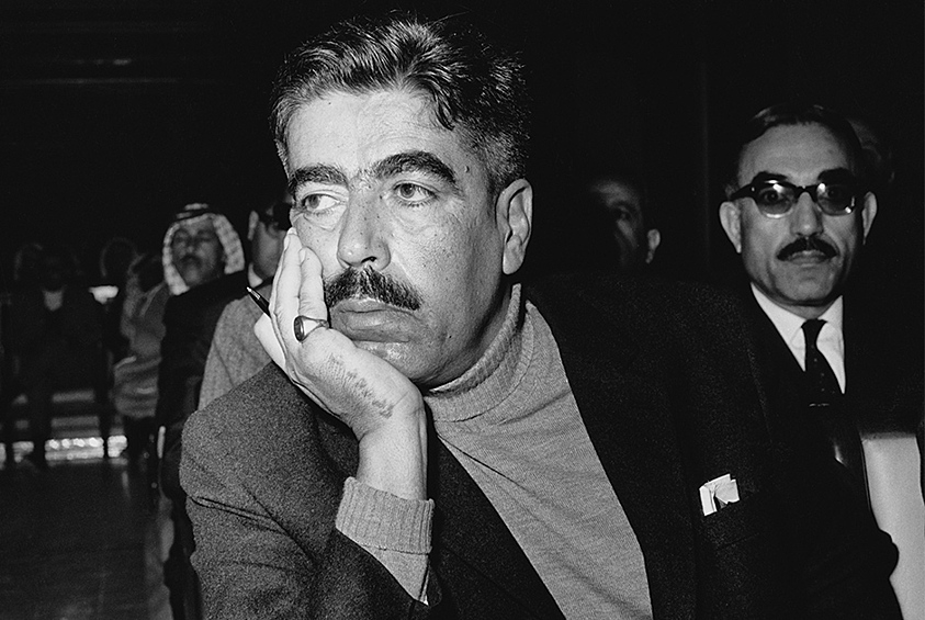 Премьер-министр Иордании Васфи аль-Таль во время дебатов в правительстве, 1962 год