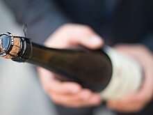 Зареченка ударила мать бутылкой по голове, чтобы она не дралась