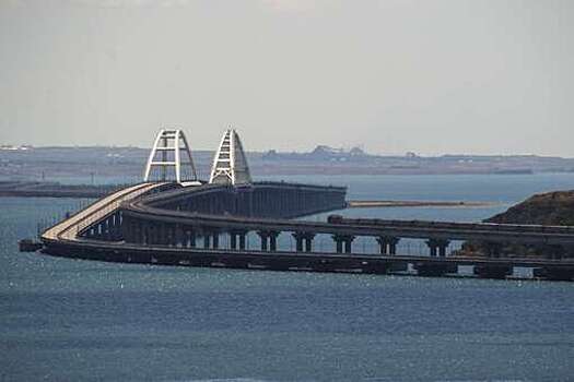 Военный эксперт Герасимов призвал установить боновые заграждения в районе Крымского моста