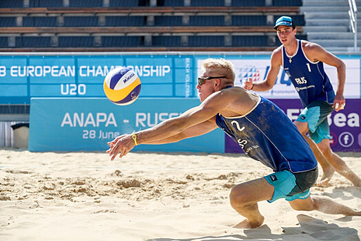 Россия выиграла два золота на чемпионате Европы по пляжному волейболу