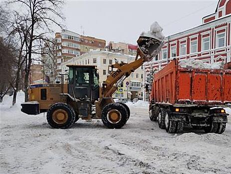 За минувшие сутки с улиц Самары вывезено 5395 тонн снега