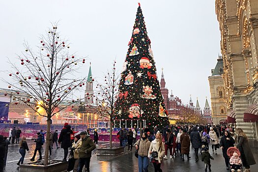 Россияне рассказали, сколько планируют потратить в новогодние праздники