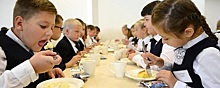 В Ульяновске родители младшеклассников попросили уменьшить порции завтраков