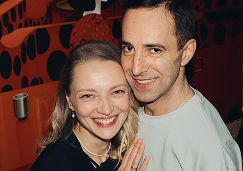 Екатерина Вилкова показала полураздетого Илью Любимого на отдыхе