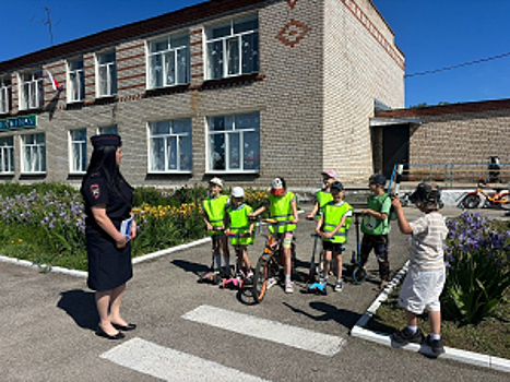 В Самарской области полицейские приняли участие в мероприятии, посвященном профилактики детского дорожно-транспортного травматизма