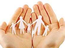 Больше семей смогут получать социальную помощь на Вологодчине