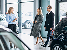 Российские автолюбители пытаются сесть в «последний вагон» скидок